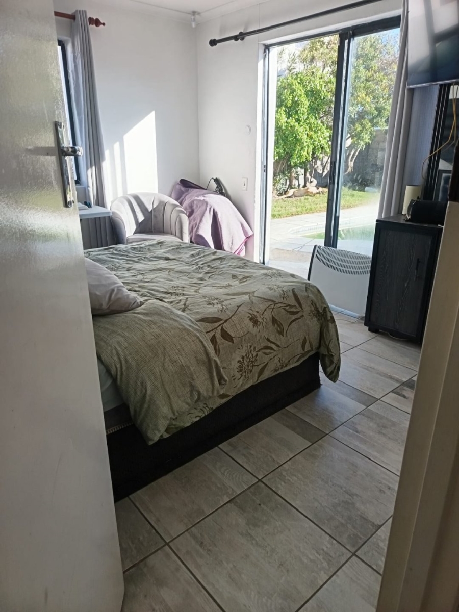 3 Bedroom Property for Sale in Strandfontein Village Western Cape